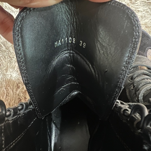 Louis Vuitton
Lauréate lace up boots - Picture 7 of 9